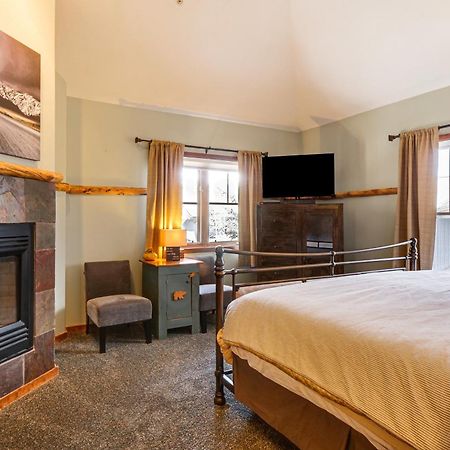 Breck Condo With Pool And Hot Tub Access Walk To Lift Брекенридж Экстерьер фото